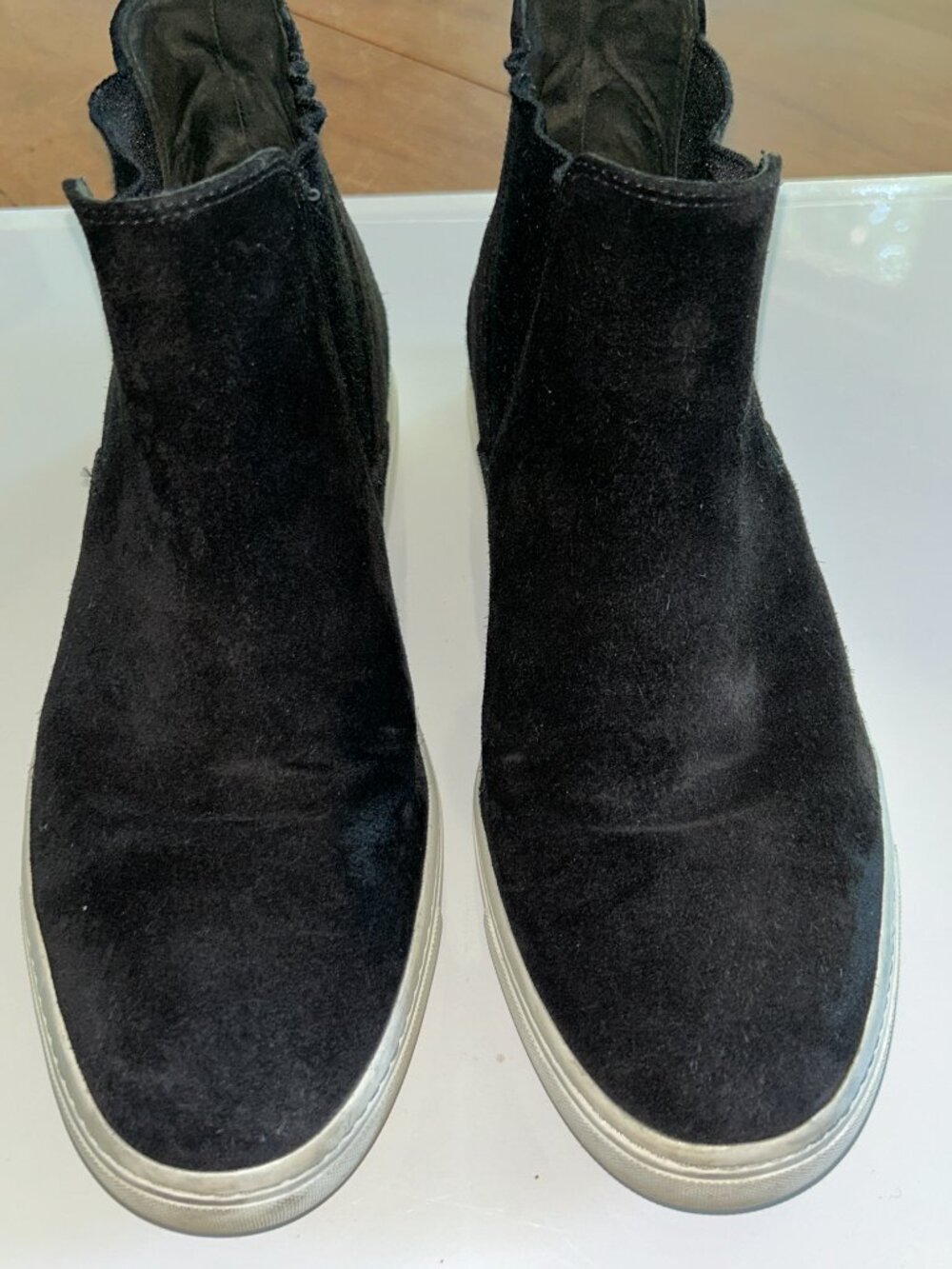 Vince Black Suede Chelsea Sneaker Booties, Sz 7 Ladies